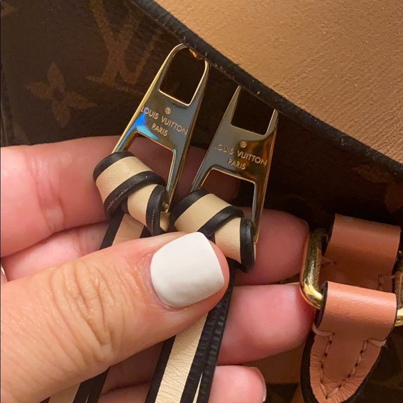 Louis Vuitton TUILERIES. Sold out online !!! - Picture 2 of 13